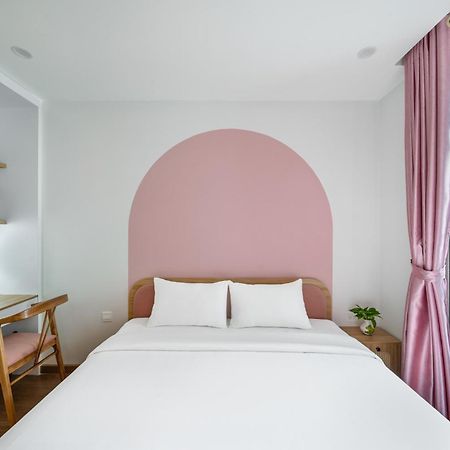 Moonlit Serviced Apartment Hanoi Buitenkant foto