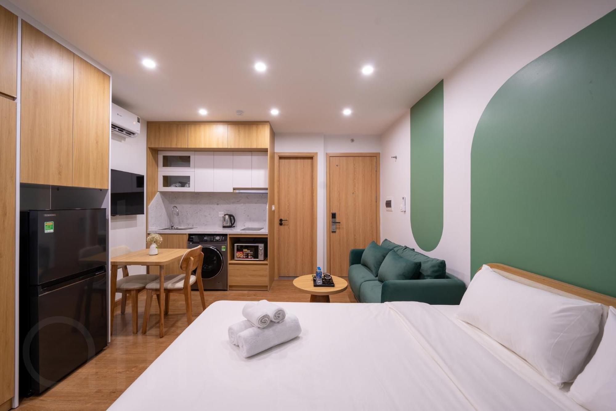 Moonlit Serviced Apartment Hanoi Buitenkant foto