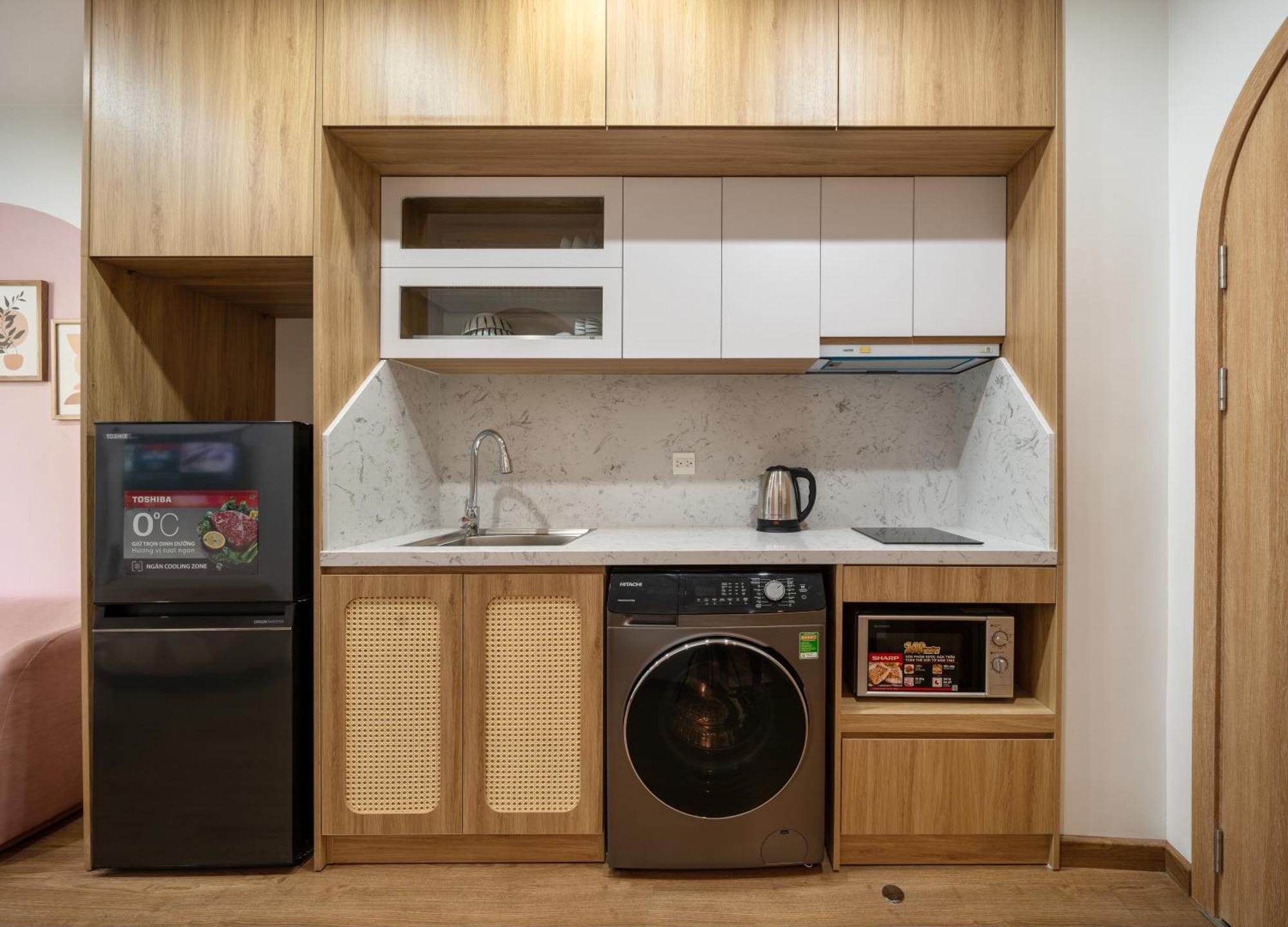 Moonlit Serviced Apartment Hanoi Buitenkant foto